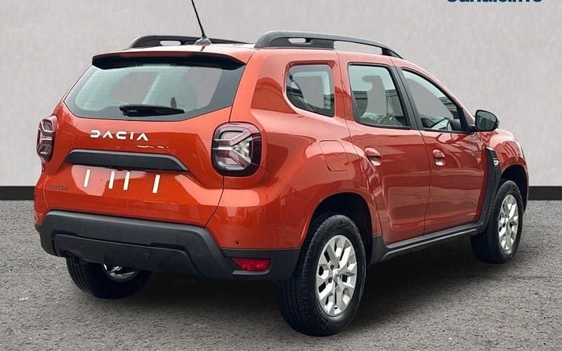 Used Dacia Duster Expression 130 HP (95 kW) 2023 Metallic  arizona orange Estate