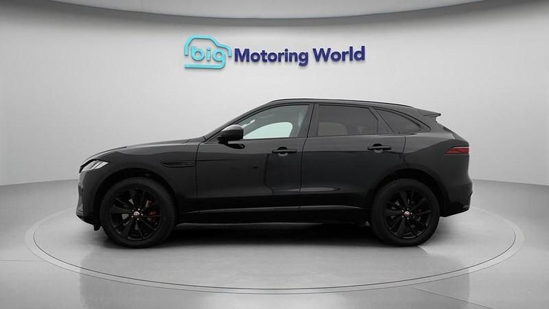 Used Jaguar F-Pace R-Dynamic 204 HP (150 kW) 2022 Black SUV
