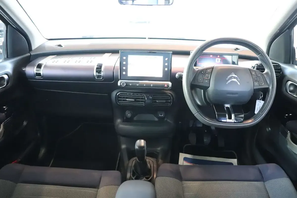 Used Citroën C4 Flair 2016 Purple SUV