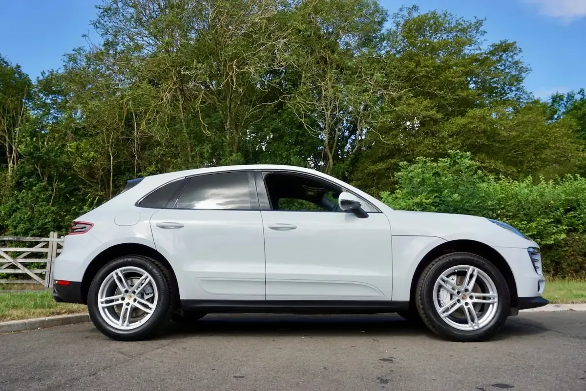 Used Porsche Macan S Diesel 2017 White SUV