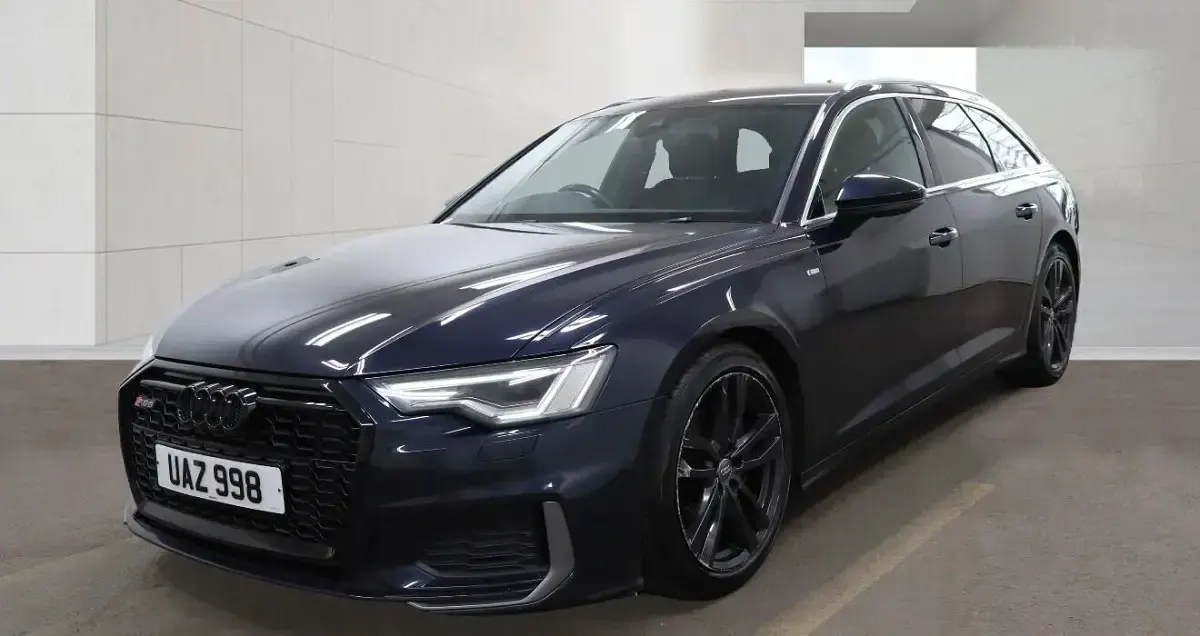 Used Audi A6 S-Line 204 HP (150 kW) 2019 Blue Estate