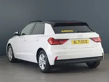 Used Audi A1 Design 95 HP (69 kW) 2022 White SUV