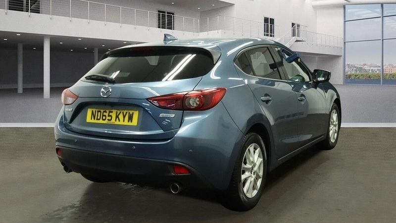 Used Mazda 3 2016 Blue Hatchback
