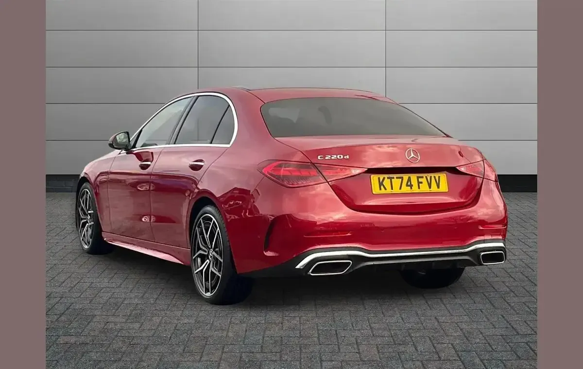 Used Mercedes C220 AMG Line Premium Plus 196 HP (144 kW) 2025 Red Sedan