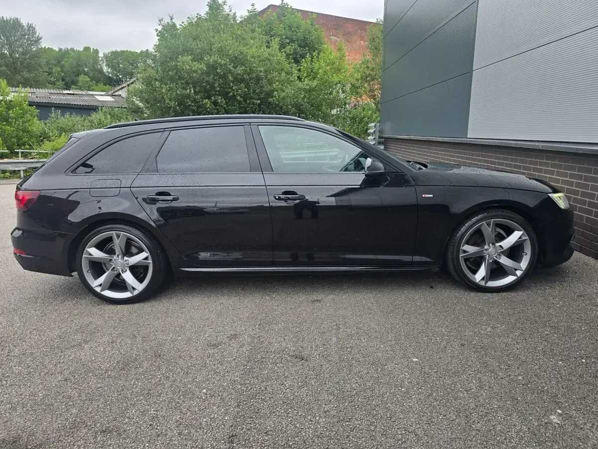 Used Audi A4 Black Edition 150 HP (110 kW) 2018 Black Estate