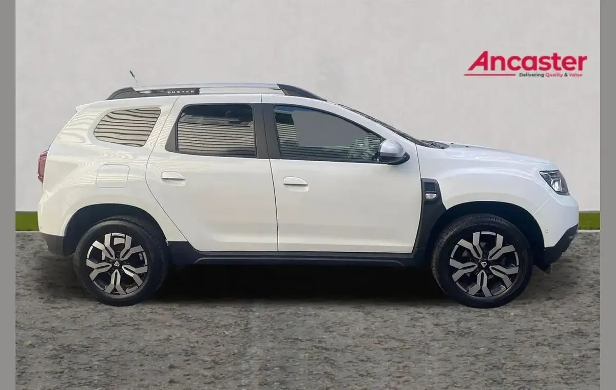 Second-hand Dacia Duster Prestige 91 CP (66 kW) 2022 Alb SUV