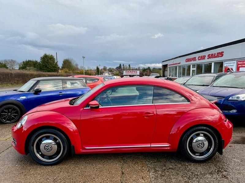 Used VW Beetle Design 2013 Red Hatchback