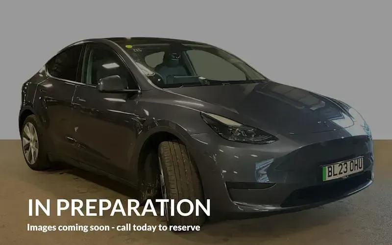Used Tesla Model Y Standard Range 219 kW (299 HP) 2023 SUV