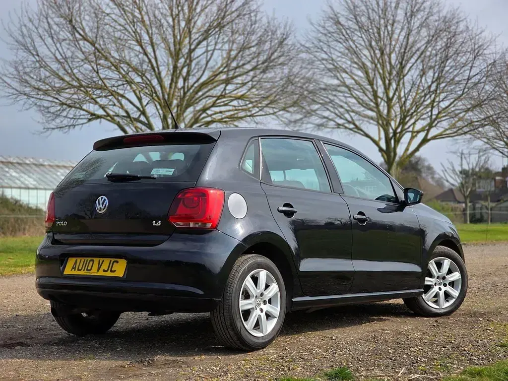 Used VW Polo SE 85 HP (62 kW) 2010 Black Hatchback