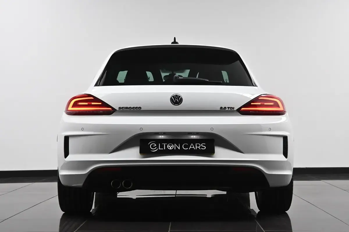 Used VW Scirocco R-line 184 HP (135 kW) 2015 White Coupe