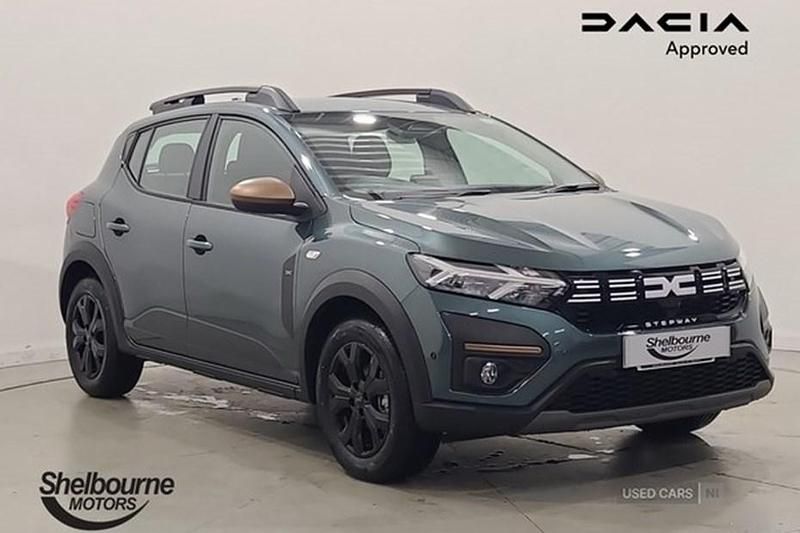 New 2025 Dacia Sandero Extreme | £16,595 (Good price) - Image 1/1