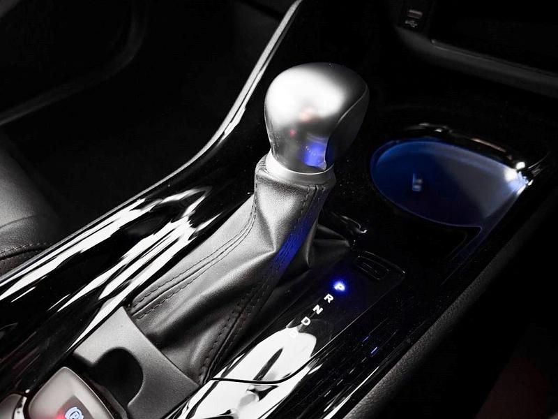 Used Toyota C-HR 122 HP (89 kW) 2020 Grey SUV