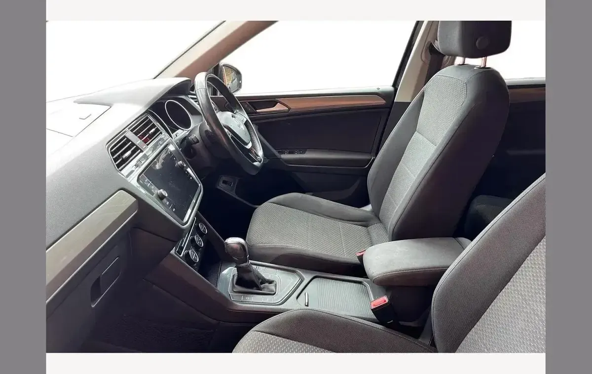 Used VW Tiguan Allspace SE 150 HP (110 kW) 2018 Black SUV