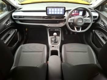 Used Jeep Avenger Summit 100 HP (73 kW) 2025 Yellow SUV