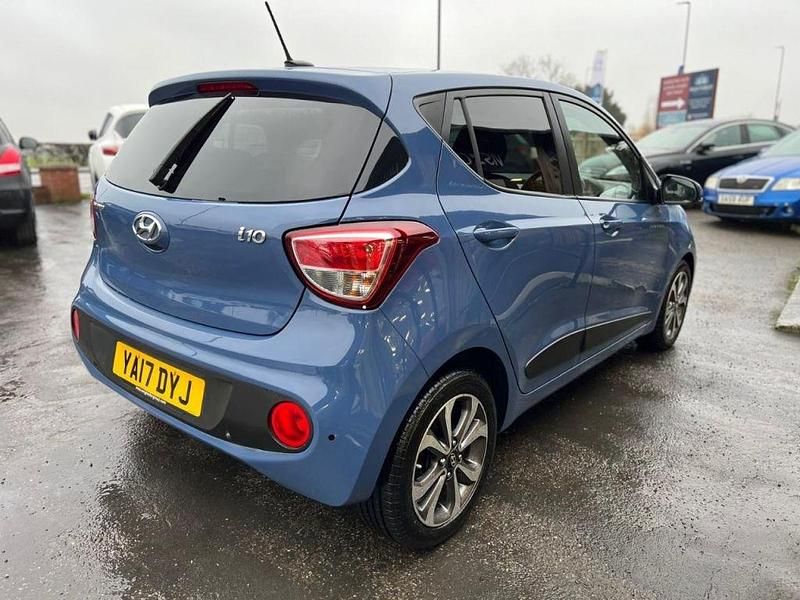 Used Hyundai i10 Premium SE 2017 Blue Hatchback