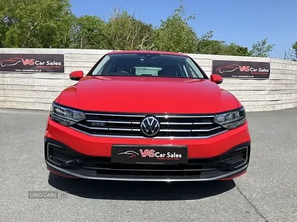 Usado VW Passat GTE 218 HP (160 kW) 2022 Vermelho Carrinha