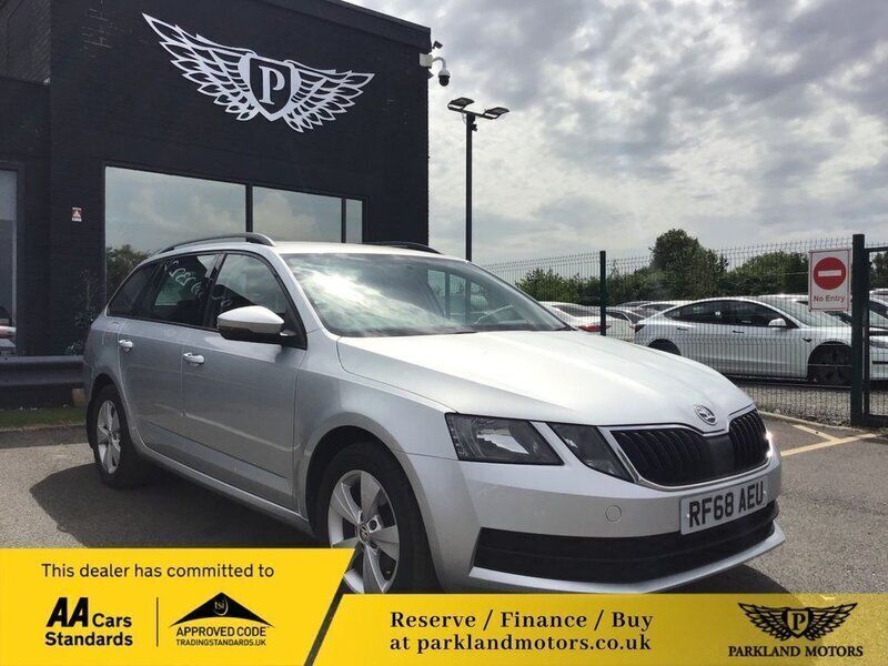 Grey Used 2018 Skoda Octavia Estate | £9,995 (Fair price) - Image 1/4