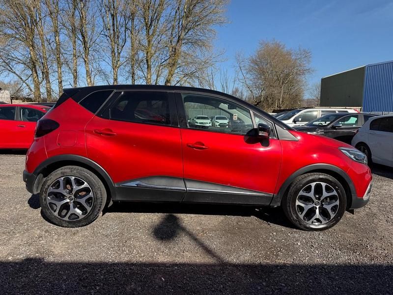 Usado Renault Captur GT-Line 90 HP (66 kW) 2019 Vermelho SUV