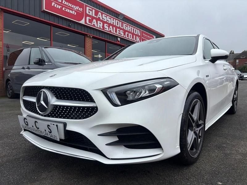 Used Mercedes A250 AMG line 2021 White Hatchback