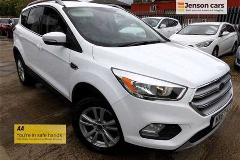 White Used 2017 Ford Kuga Zetec SUV | £6,990 (Fair price) - Image 1/4