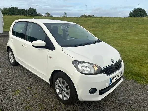 Used Skoda Citigo Elegance 75 HP (55 kW) 2013 White Hatchback