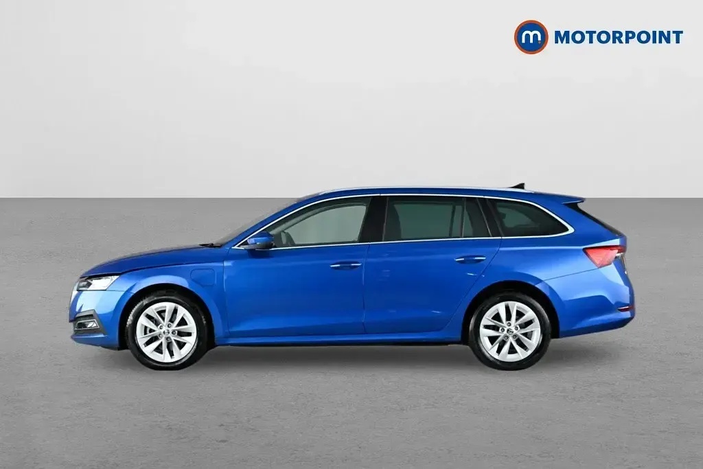 Gebraucht Skoda Octavia SE L 2023 Blau Kombi