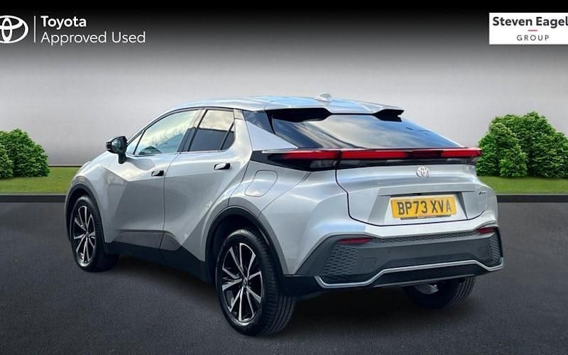 Used Toyota C-HR Design 140 HP (102 kW) 2026 SUV