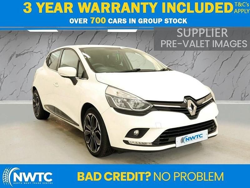 Used Renault Clio IV Iconic 75 HP (55 kW) 2019 White Hatchback