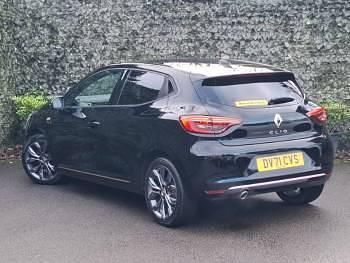 Used Renault Clio V SE 90 HP (66 kW) 2021 Black Hatchback
