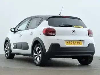 Used Citroën C3 PureTech 83 HP (61 kW) 2024 White Hatchback