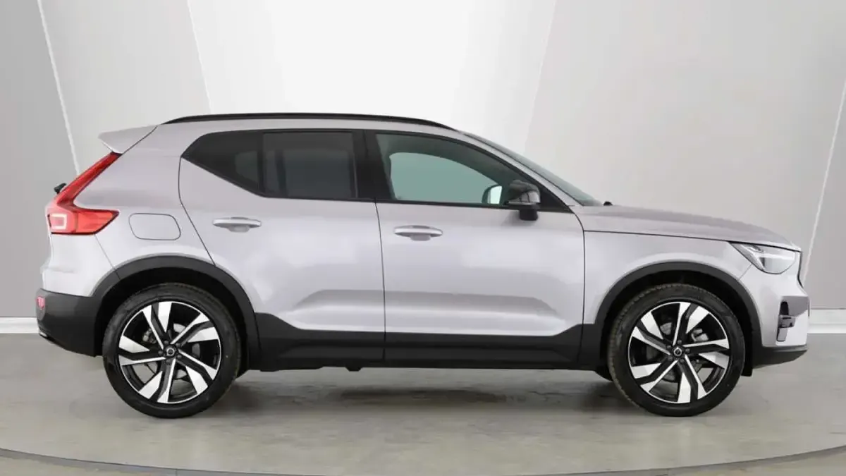 Used Volvo XC40 Plus 194 HP (142 kW) 2026 SUV