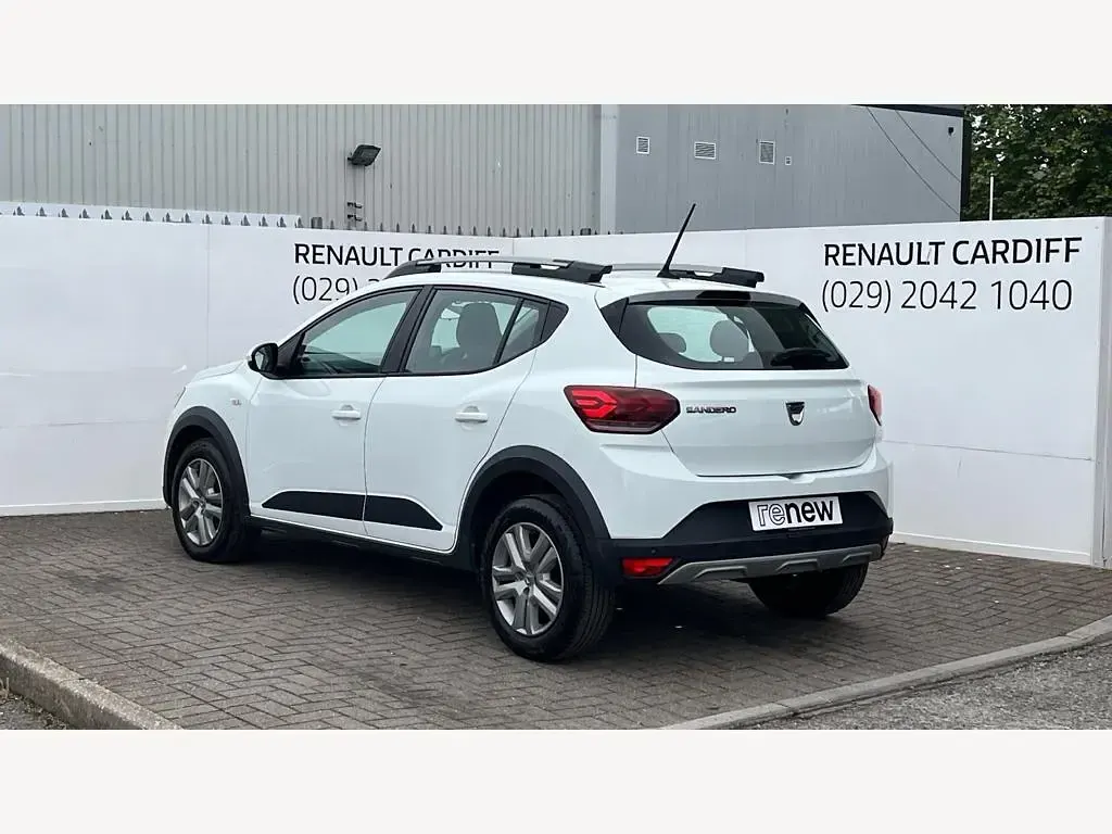 Used Dacia Sandero Comfort 2022 White Hatchback