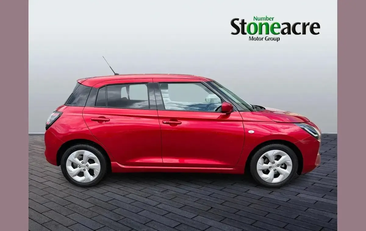 Used Suzuki Swift 82 HP (60 kW) 2024 Red Hatchback