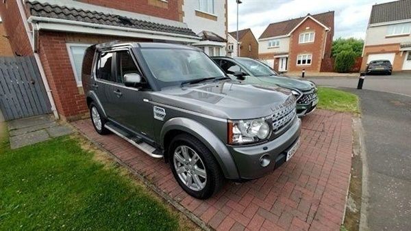 Grey Used 2011 Land Rover Discovery 4 SUV | £11,490 (Fair price) - Image 1/1