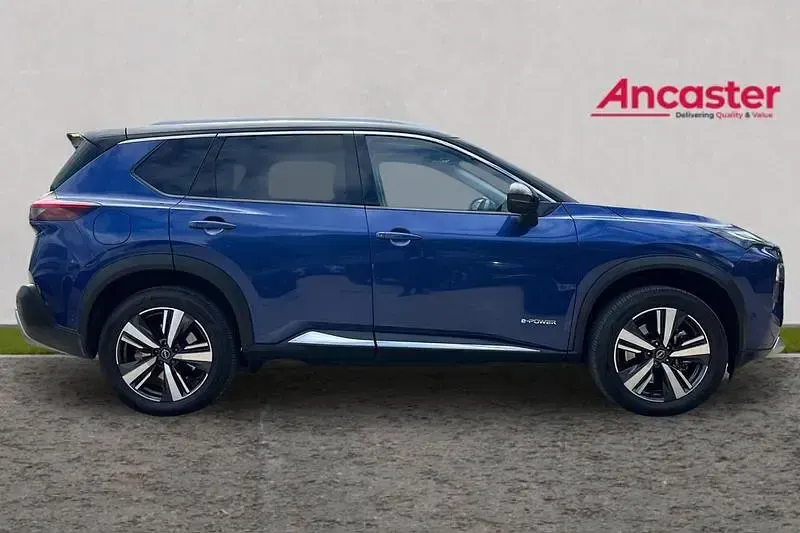 Usado Nissan X-Trail Tekna 204 CV (150 kW) 2023 Azul SUV