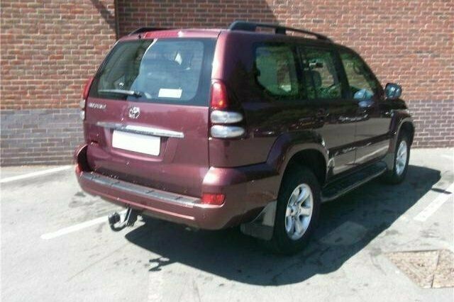 Usado Toyota Land Cruiser 173 HP (127 kW) 2007 SUV