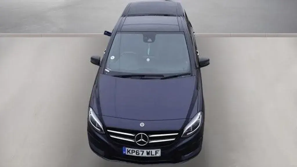 Used Mercedes B200 AMG line 2017 Blue Hatchback