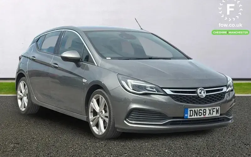 Used Vauxhall Astra Sport 200 HP (147 kW) 2018 Hatchback