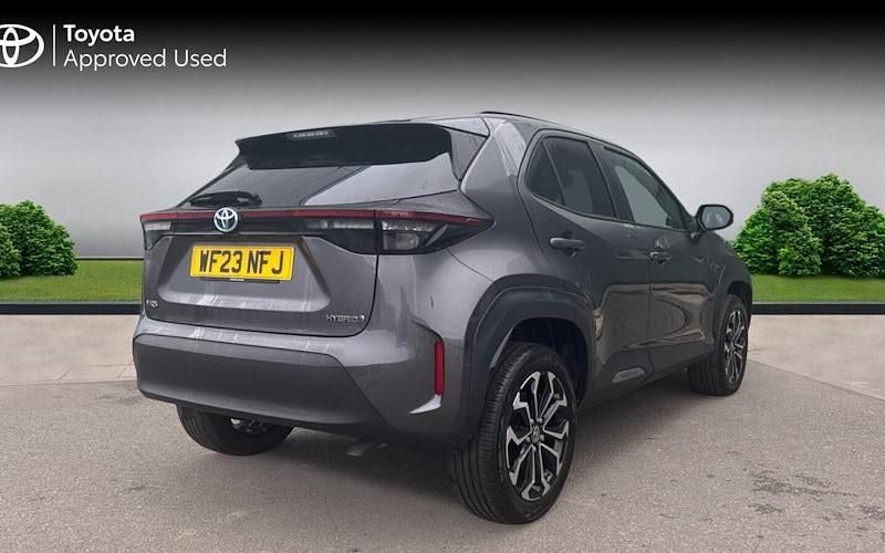 Used Toyota Yaris Hybrid Design 116 HP (85 kW) 2026 Estate