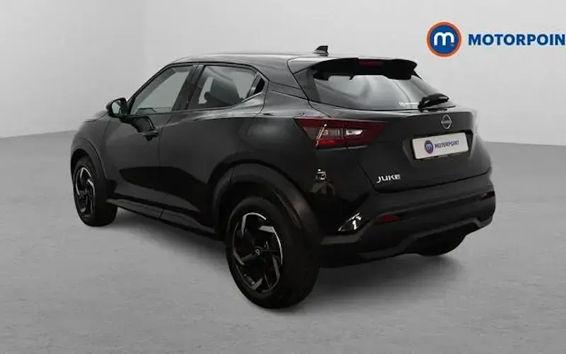 Used Nissan Juke N-Connecta 114 HP (83 kW) 2023 Black SUV