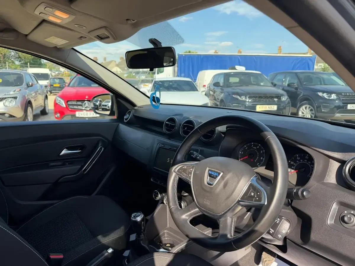 Used Dacia Duster Comfort 114 HP (83 kW) 2019 Grey SUV