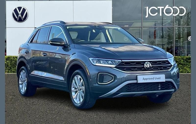 Used VW T-Roc Match 150 HP (110 kW) 2024 Black SUV