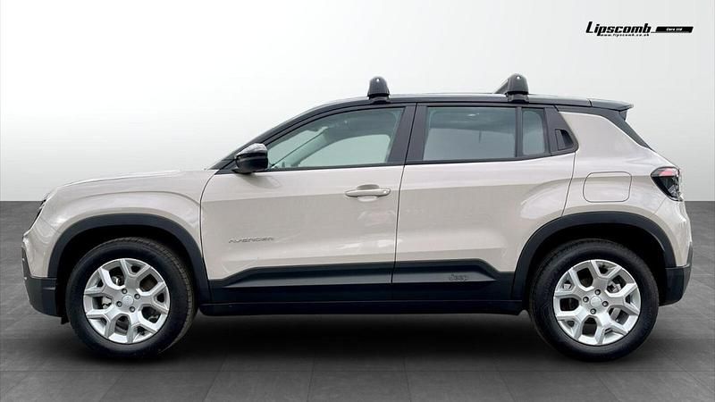 Used Jeep Avenger Altitude 100 HP (73 kW) 2025 SUV