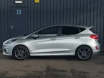 Begagnad Ford Fiesta ST-Line 100 HK (73 kW) 2021 Silver Halvkombi