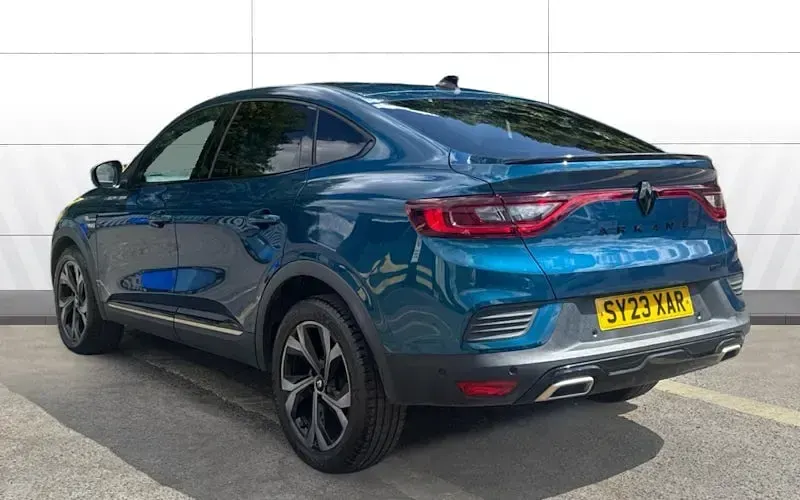 Used Renault Arkana Engineered 143 HP (105 kW) 2023 Blue SUV