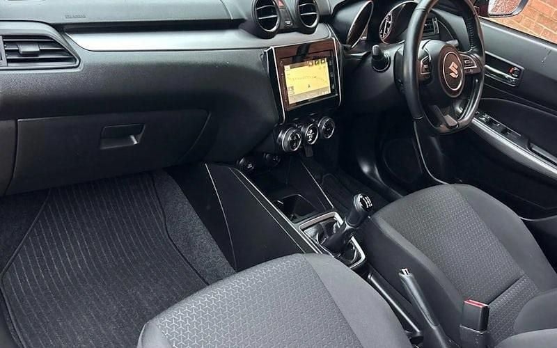 Used Suzuki Swift SZ5 83 HP (61 kW) 2022 Red Hatchback