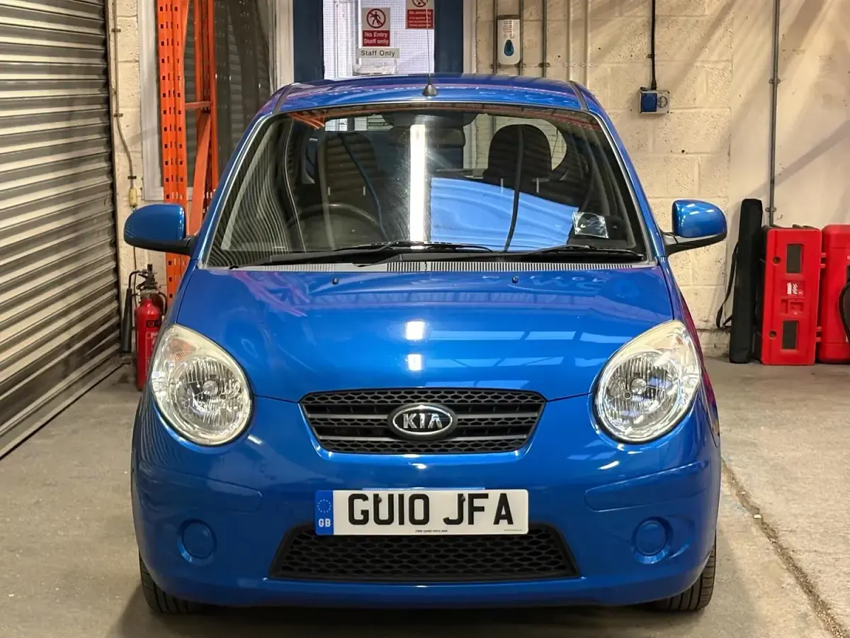 Used Kia Picanto 64 HP (47 kW) 2010 Blue Hatchback