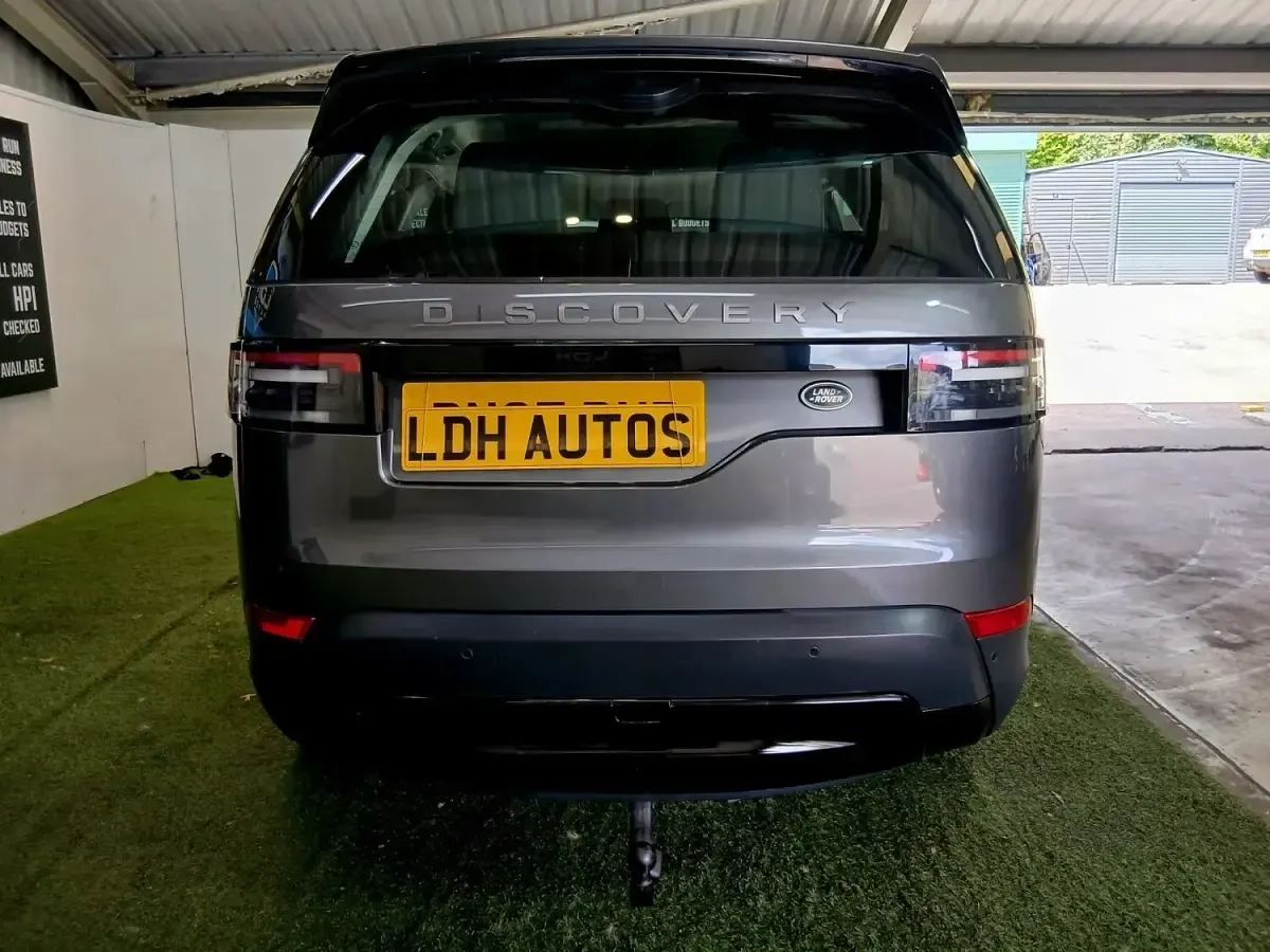 Used Land Rover Discovery SE 2017 Grey SUV
