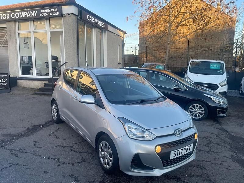 Used Hyundai i10 SE 66 HP (48 kW) 2017 Silver Hatchback