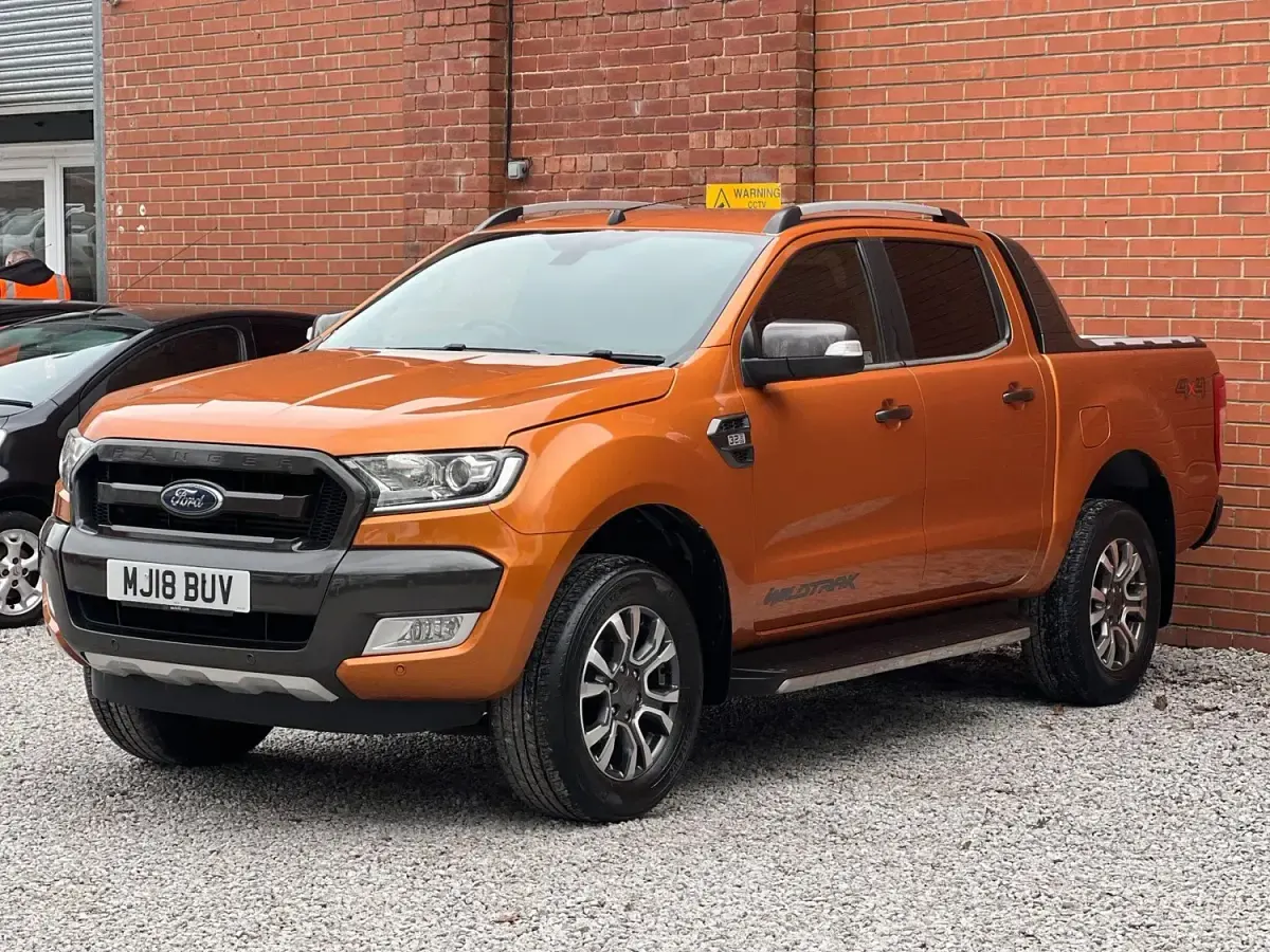 Begagnad Ford Ranger Wildtrack 200 HK (147 kW) 2018 Orange Pickup